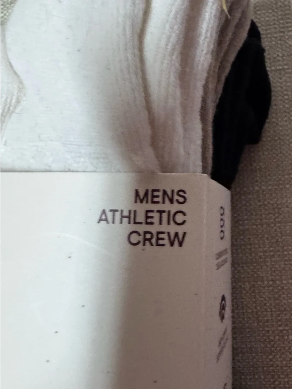 Aeropostale Men's White Athletic Crew Socks with Maroon & Black Accents